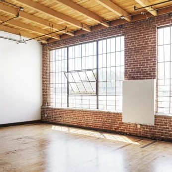 Real Estate Crowdfunding vs REIT: A Checklist for Platforms